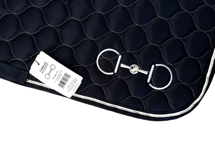 Caballo-Negro_Jumping_Saddle_Pad _navy_blue_detail (2).png