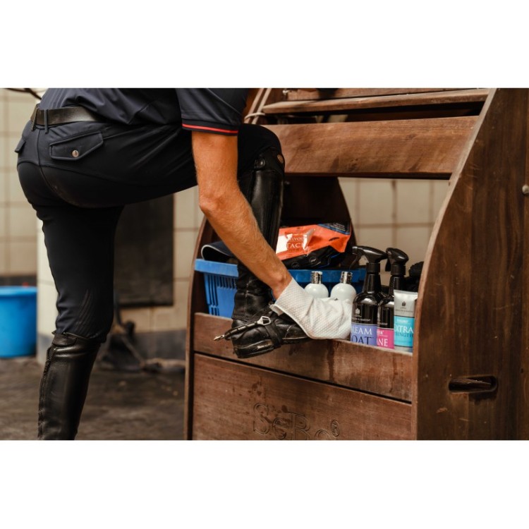 carr-day-martin-belvoir-cleaning-gloves.jpg