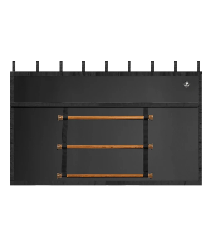 Sleek_Stable_Curtain_110x175stable_Hanger_black.jpg